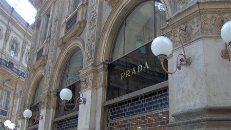 prada ancona si sposta|Prada investe ad Ancona, Baraccola nuovo centro produzione.